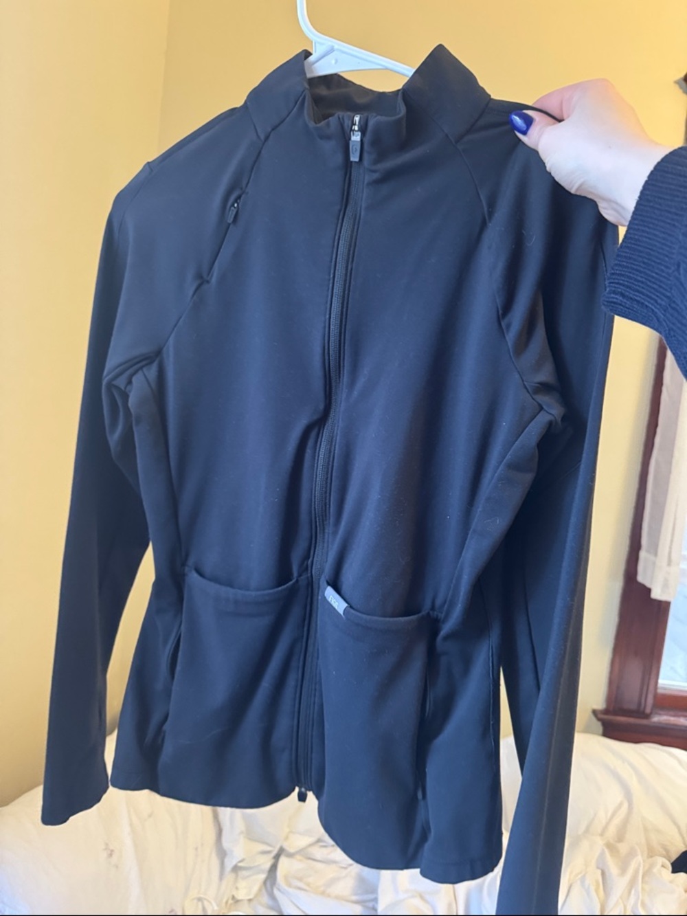 Figs Women's Black Zip-Up Utility Sweater Jacket